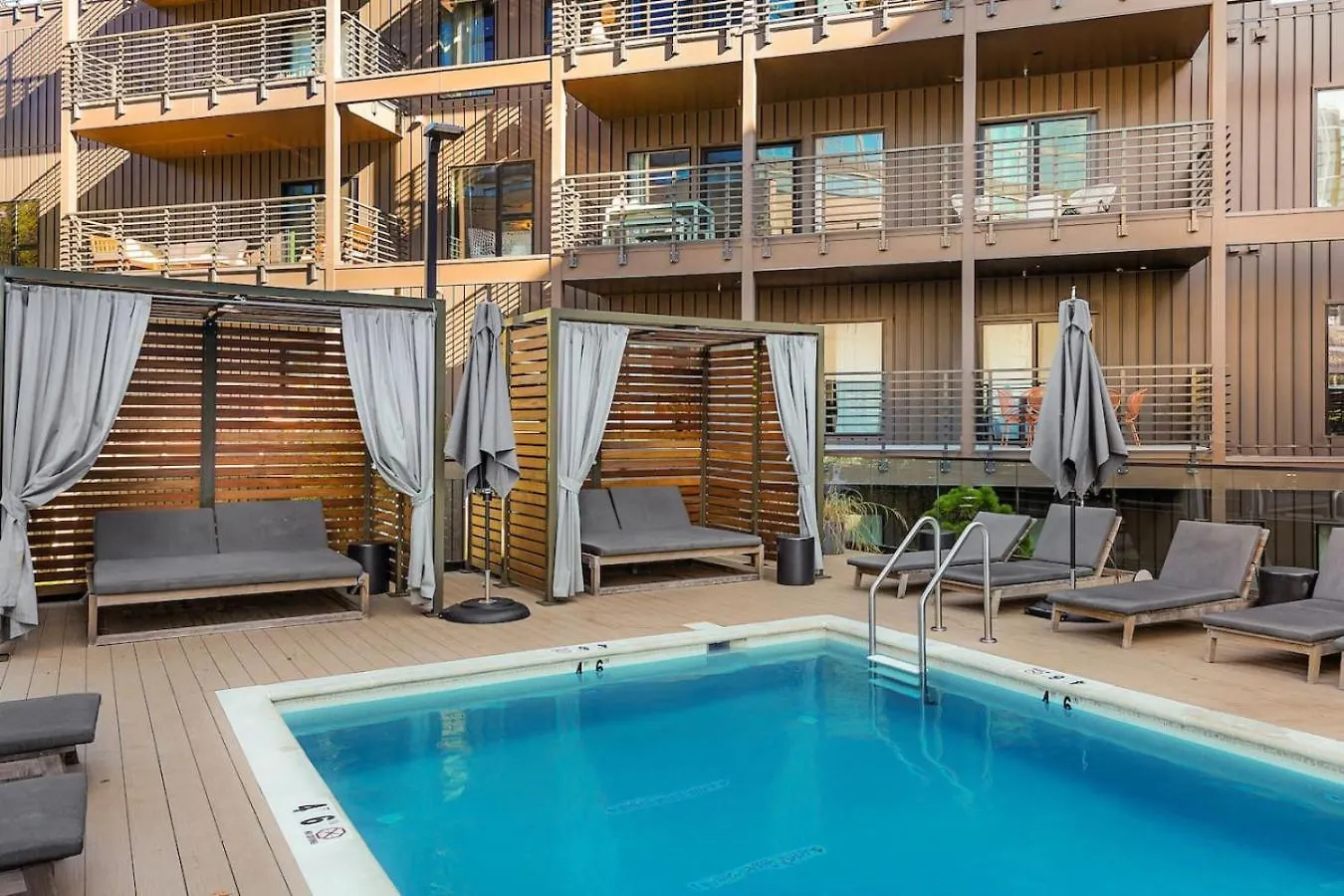 Dom wakacyjny Penthouse Luxury With Pool Patio And City View Plus Walk To Broadway Nashville Stany Zjednoczone Ameryki