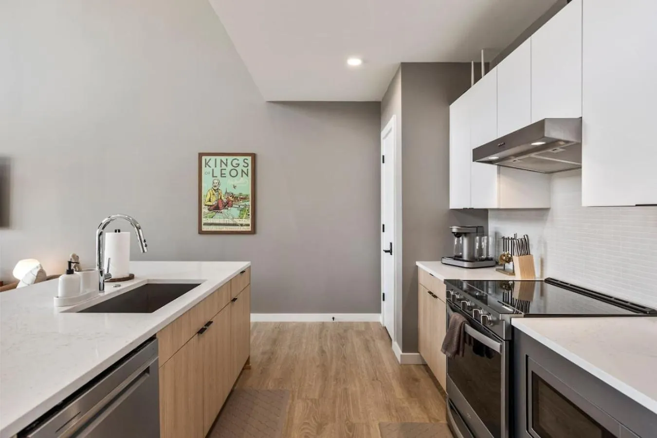 Dom wakacyjny Penthouse Luxury With Pool Patio And City View Plus Walk To Broadway Nashville