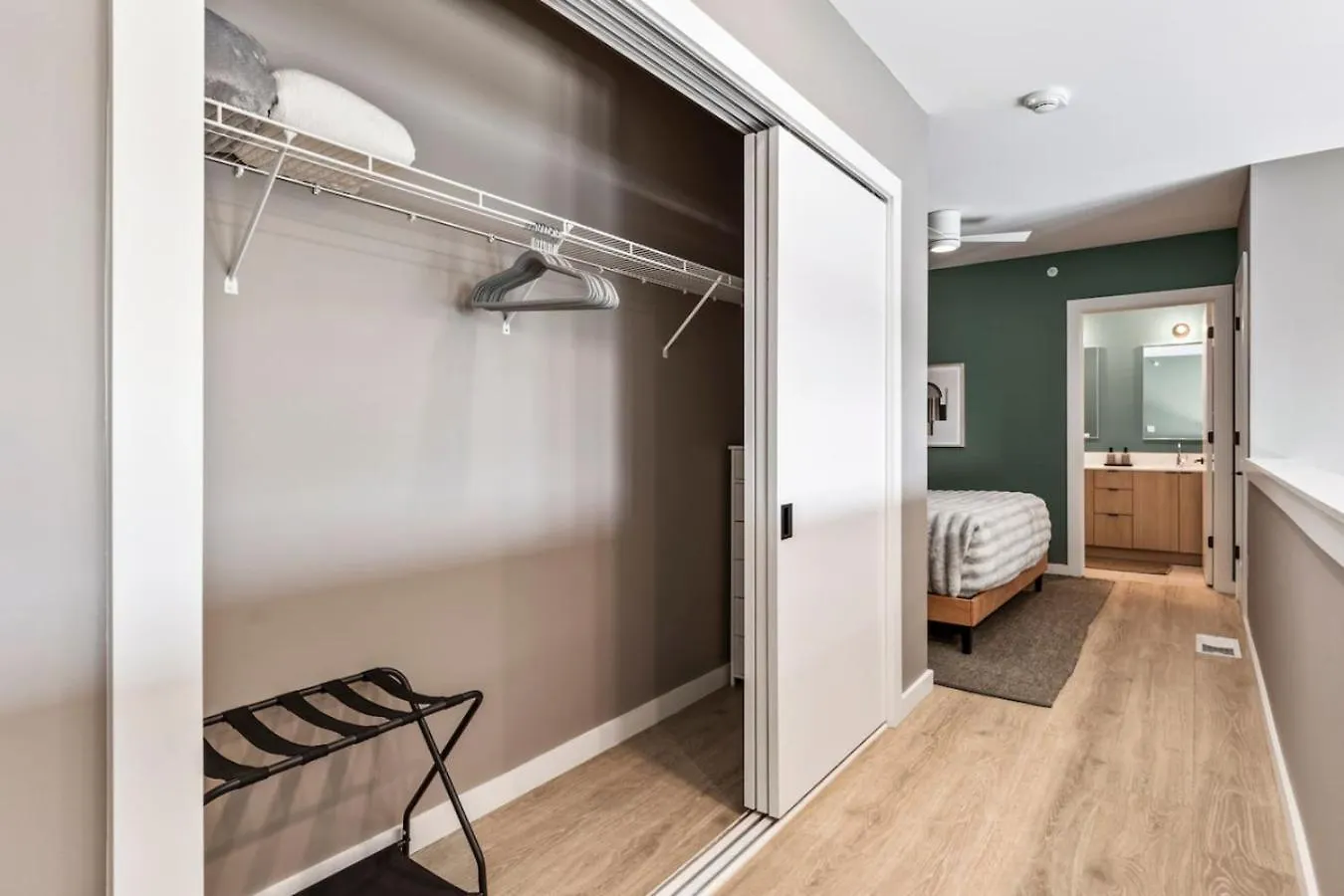 Penthouse Luxury With Pool Patio And City View Plus Walk To Broadway Nashville United States